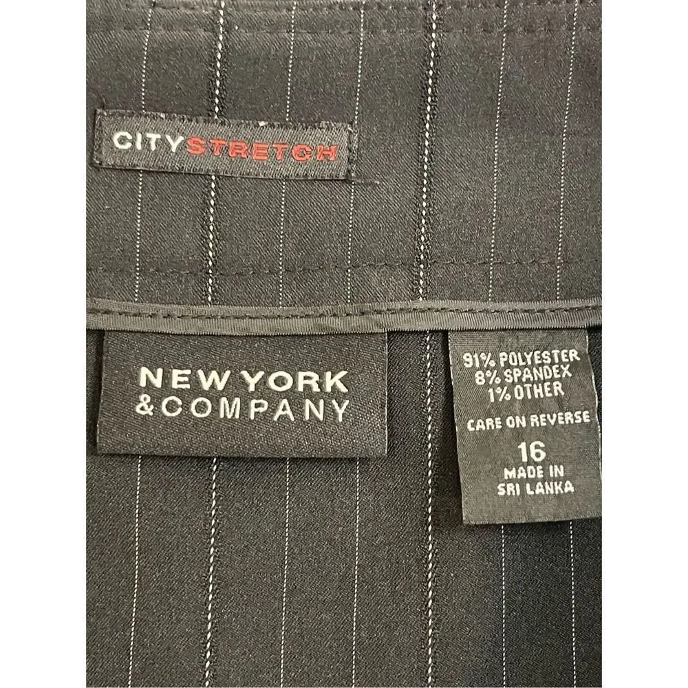 New York & Company women’s striped mini skirt size 16 City Stretch